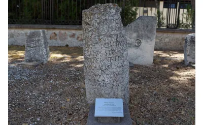 Antik dönemin "trafik tabelası" Roma mil taşları Boğazkale Müzesi'nde sergileniyor Antik dönemin "trafik tabelası" Roma mil taşları Boğazkale Müzesi'nde sergileniyor