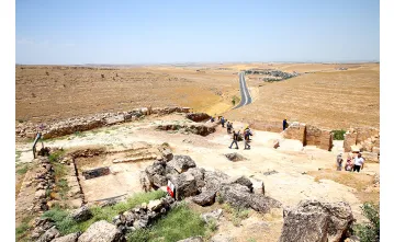 Mithras Tapınağı'nda gizli ayinlere katılanların konakladığı alan bulundu Mithras Tapınağı'nda gizli ayinlere katılanların konakladığı alan bulundu