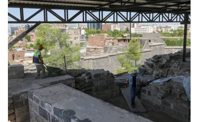 Diyarbakır'daki Amida Höyük'ün Tarihte Üç Kez Yakıldığı Kesinleşti