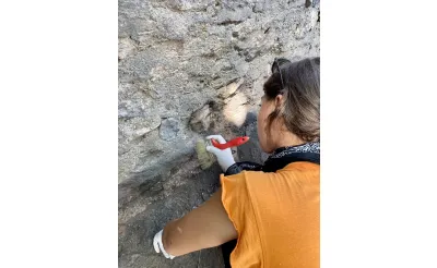 Muğla'daki Fethiye Kalesi kazısında Apollon'a ait olduğu değerlendirilen heykel başı bulundu. Muğla'daki Fethiye Kalesi kazısında Apollon'a ait olduğu değerlendirilen heykel başı bulundu.