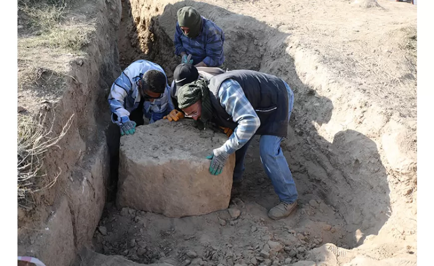 Van'daki ızgara planlı antik kentte yeni kale burcu keşfedildi