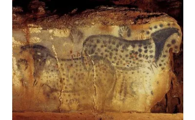 Pech Merle Mağarası'nın benekli atları