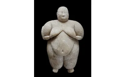 Çatalhöyük'te bulunan kadın heykelciği