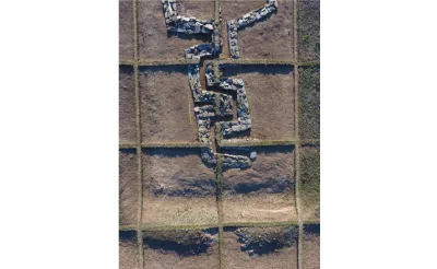 Türk tarihinde ilk kez bir Göktürk kağanının yüzünün olduğu bir toka bulundu