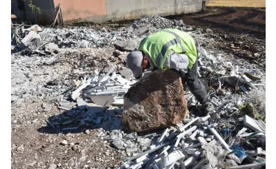 Adıyaman'da yapılan alt yapı çalışmaları sırasında Roma dönemine ait bir sınır taşı keşfedildi