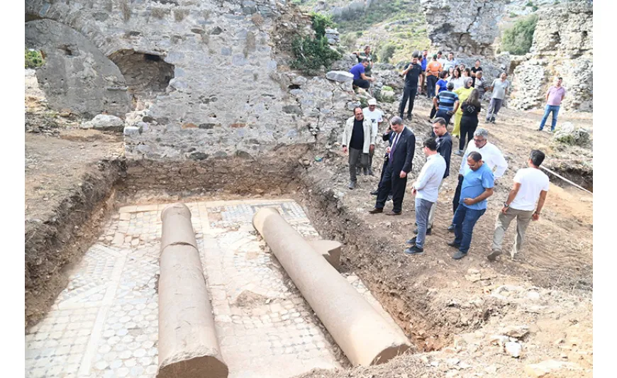 Anemurium Antik Kenti'nde kadın heykeli bulundu