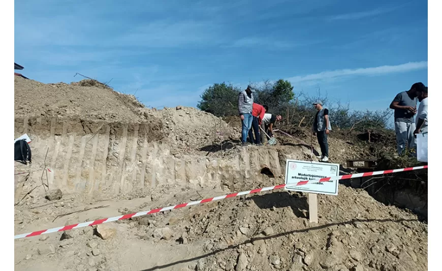 Yalova'da Roma dönemi küp mezar bulundu