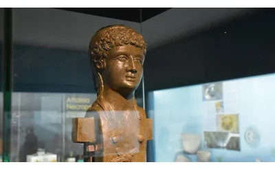 Antalya'da geçen yıl envanterlik 1138 tarihi eser gün yüzüne çıkarıldı Antalya'da geçen yıl envanterlik 1138 tarihi eser gün yüzüne çıkarıldı