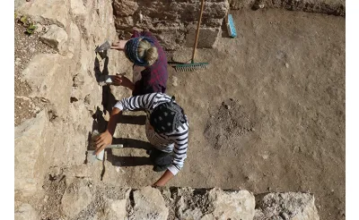Diyarbakır'da içinde 46 mezar olan 1500 yıllık kilise bulundu