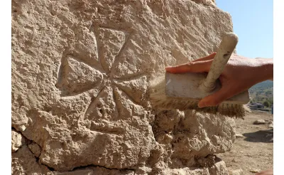 Diyarbakır'da içinde 46 mezar olan 1500 yıllık kilise bulundu