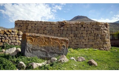 Karaman'da "Binbir Kilise" olarak bilinen alanda dini yapılar keşfedildi