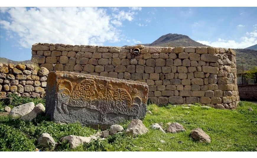 Karaman'da "Binbir Kilise" olarak bilinen alanda dini yapılar keşfedildi