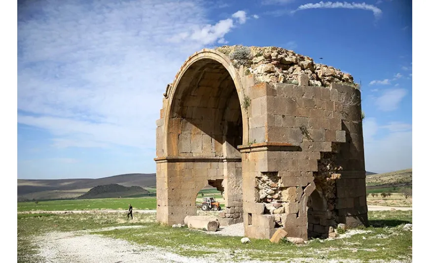 Karaman'da "Binbir Kilise" olarak bilinen alanda dini yapılar keşfedildi