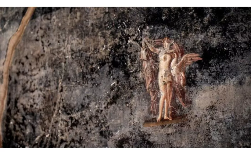 Pompeii'deki kazıda yeni duvar resimleri keşfedildi