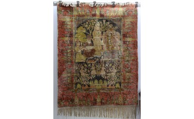 Sivas'ta 1000 yıllık Selçuklu halısı müzede sergileniyor