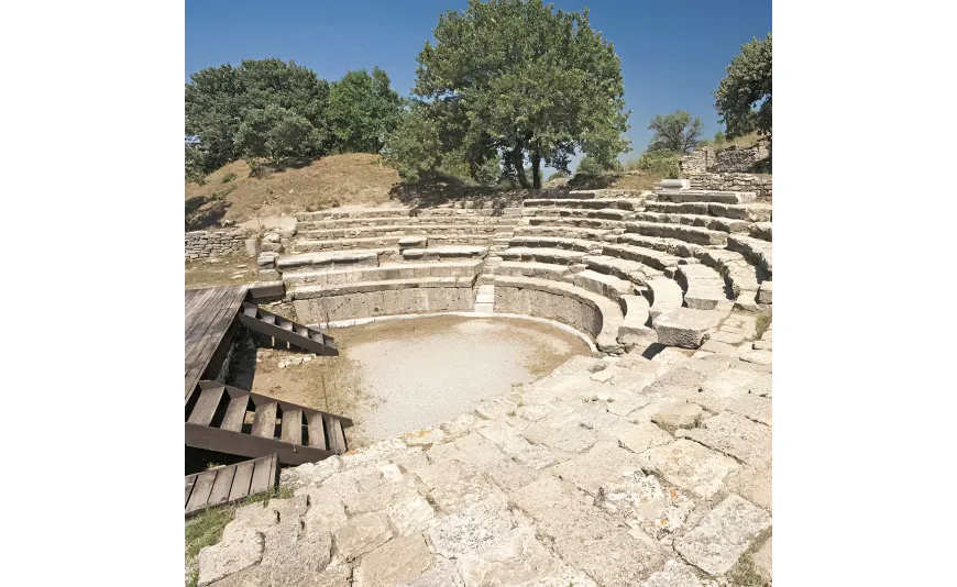 Troya Antik Kenti ve Kazıları