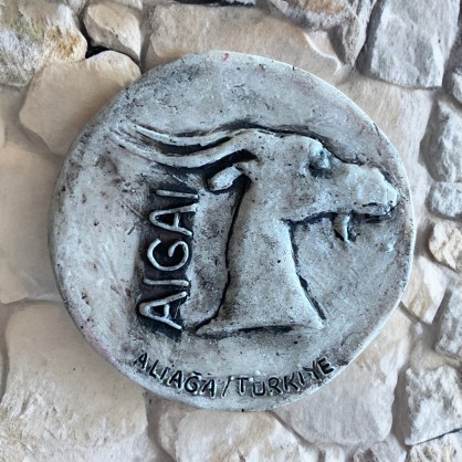 Keçi Tasvirli Aigai Magnet