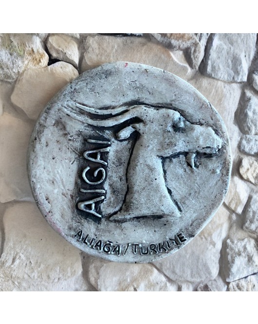 Keçi Tasvirli Aigai Magnet