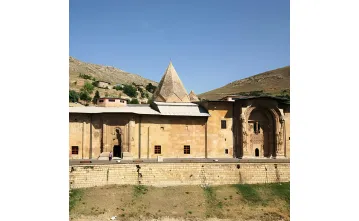 Divriği Ulu Camii ve Darüşşifası Divriği Ulu Camii ve Darüşşifası
