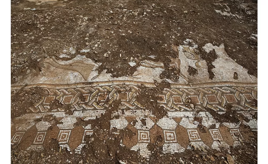 Kurtarma kazısında mozaikler bulundu